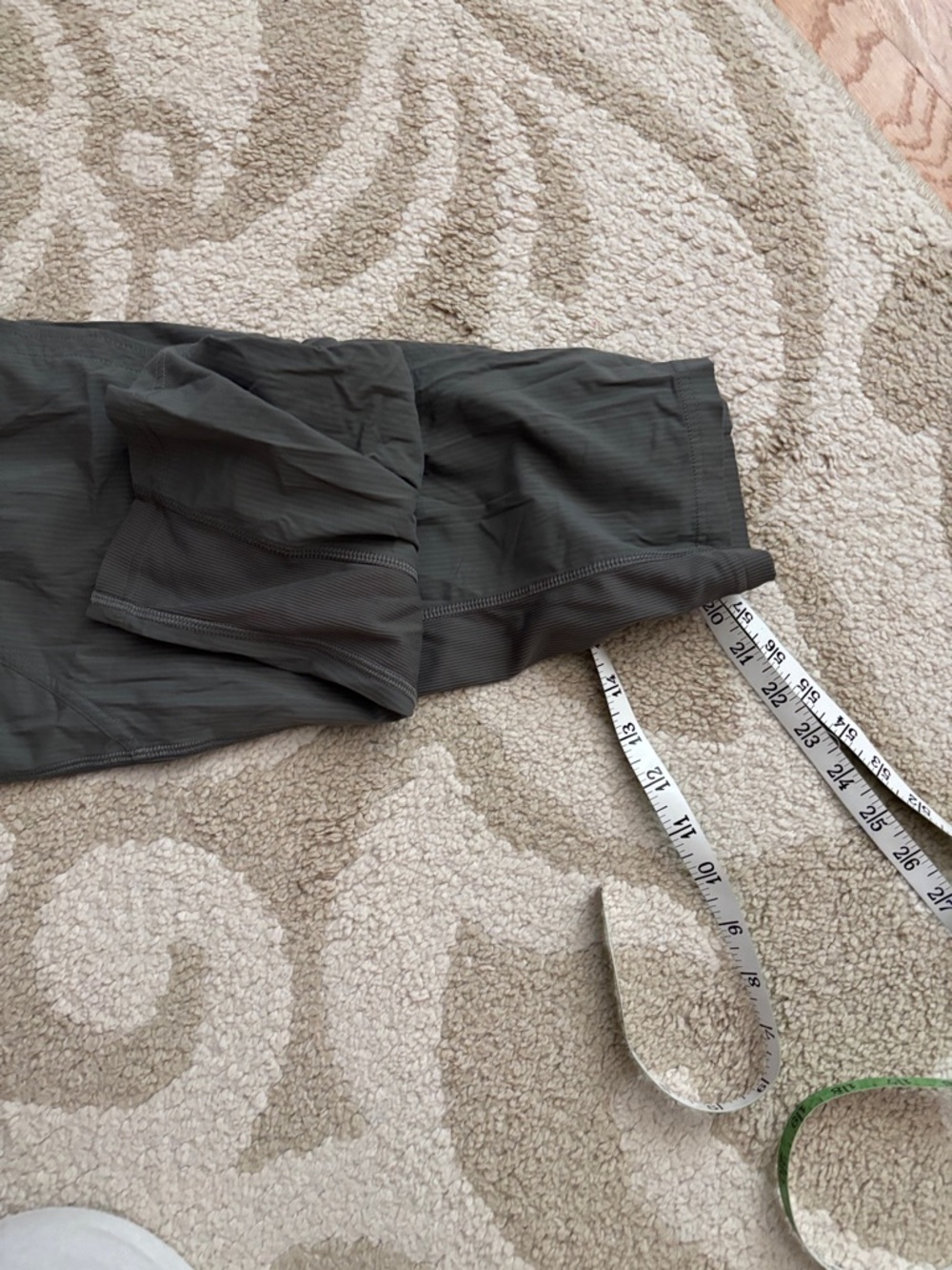 Lululemon Dance Studio Crop Pants - Picture 11 of 11